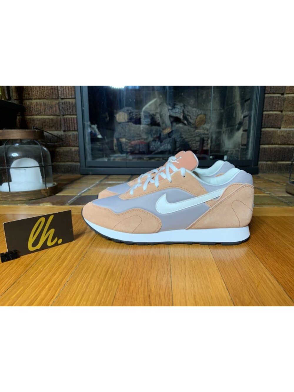 Size 9.5 W Nike Outburst “Atmosphere Grey” Athletic Sneakers AO1069-007